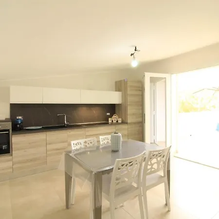 Casa Perla Domus Holiday home