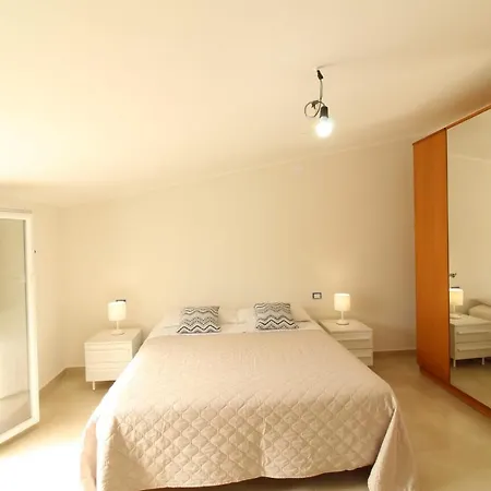 Casa Perla Domus Holiday home