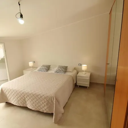 Casa Perla Domus Holiday home *